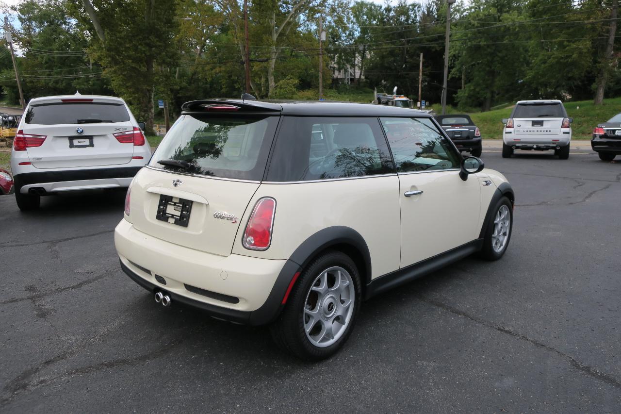 MINI Cooper S 2005