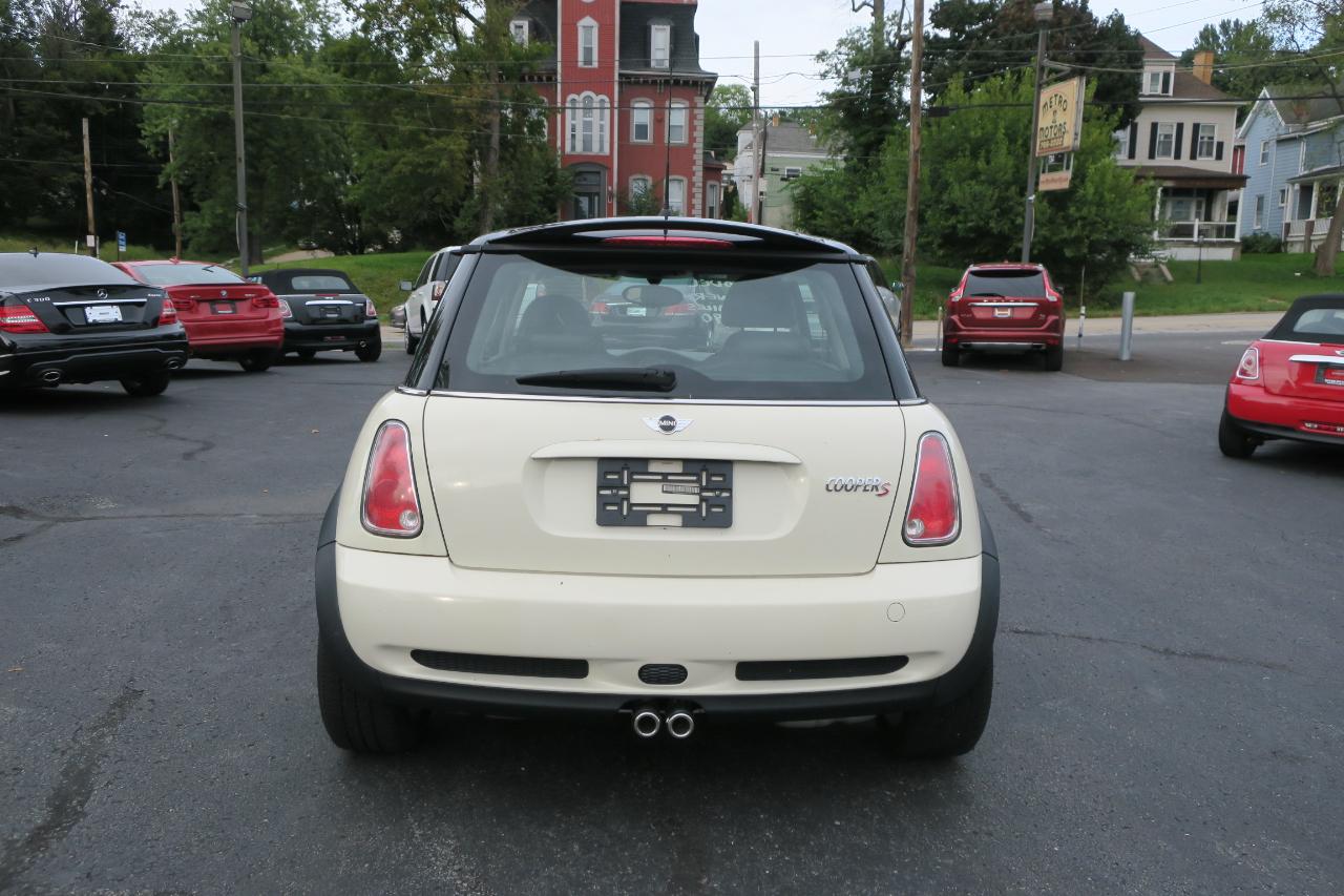 MINI Cooper S 2005