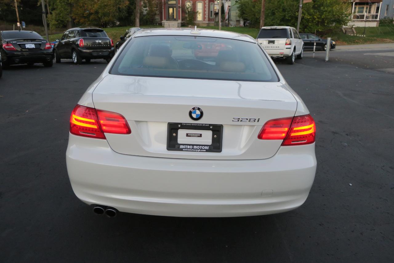 BMW 3-Series 328i xDrive Coupe - SULEV 2012