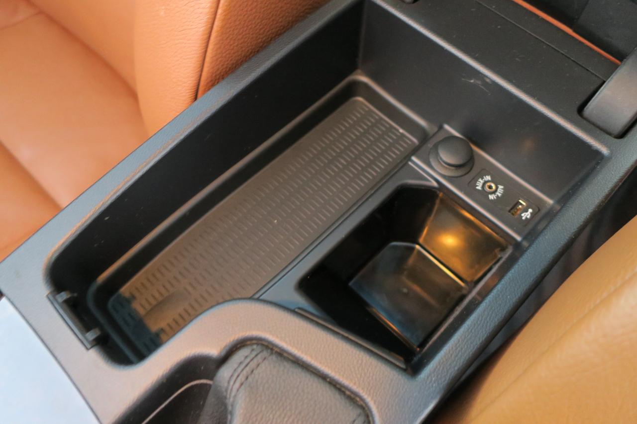 BMW 3-Series 328i xDrive Coupe - SULEV 2012