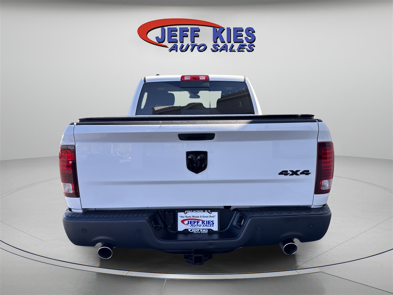 RAM 1500 Big Horn/Lone Star 4x4 Quad Cab 6'4" Box 2019