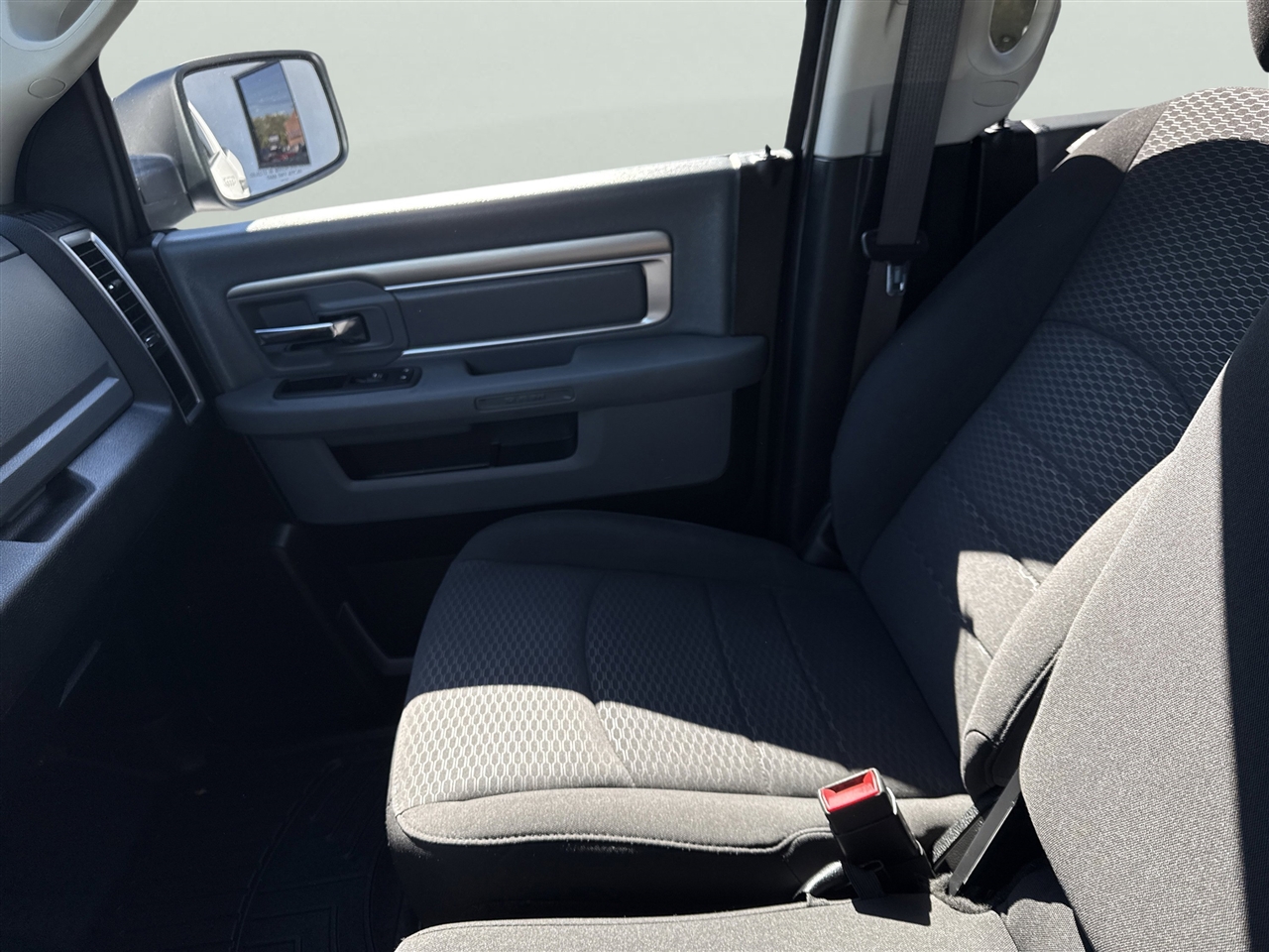 RAM 1500 Big Horn/Lone Star 4x4 Quad Cab 6'4" Box 2019