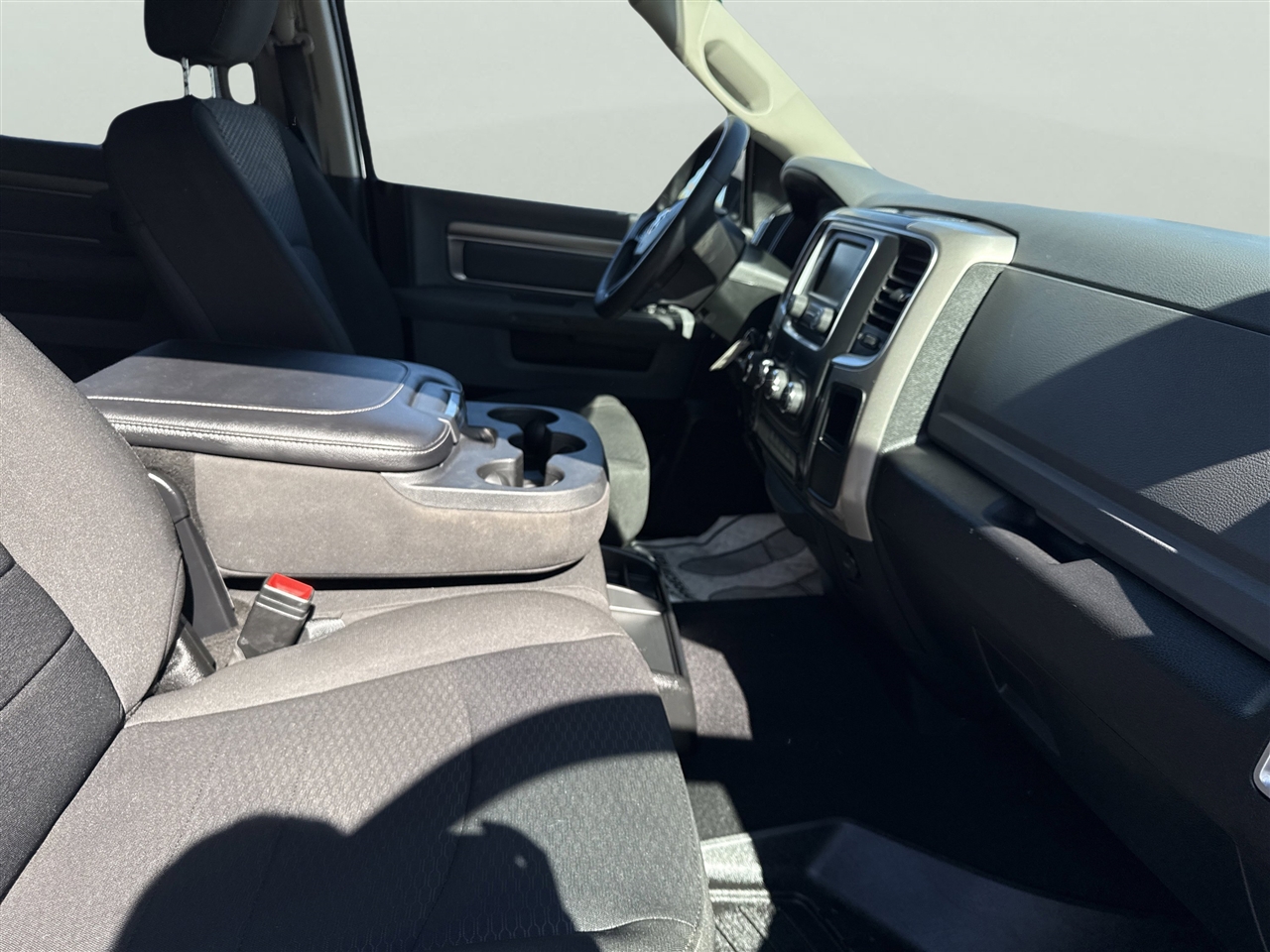 RAM 1500 Big Horn/Lone Star 4x4 Quad Cab 6'4" Box 2019