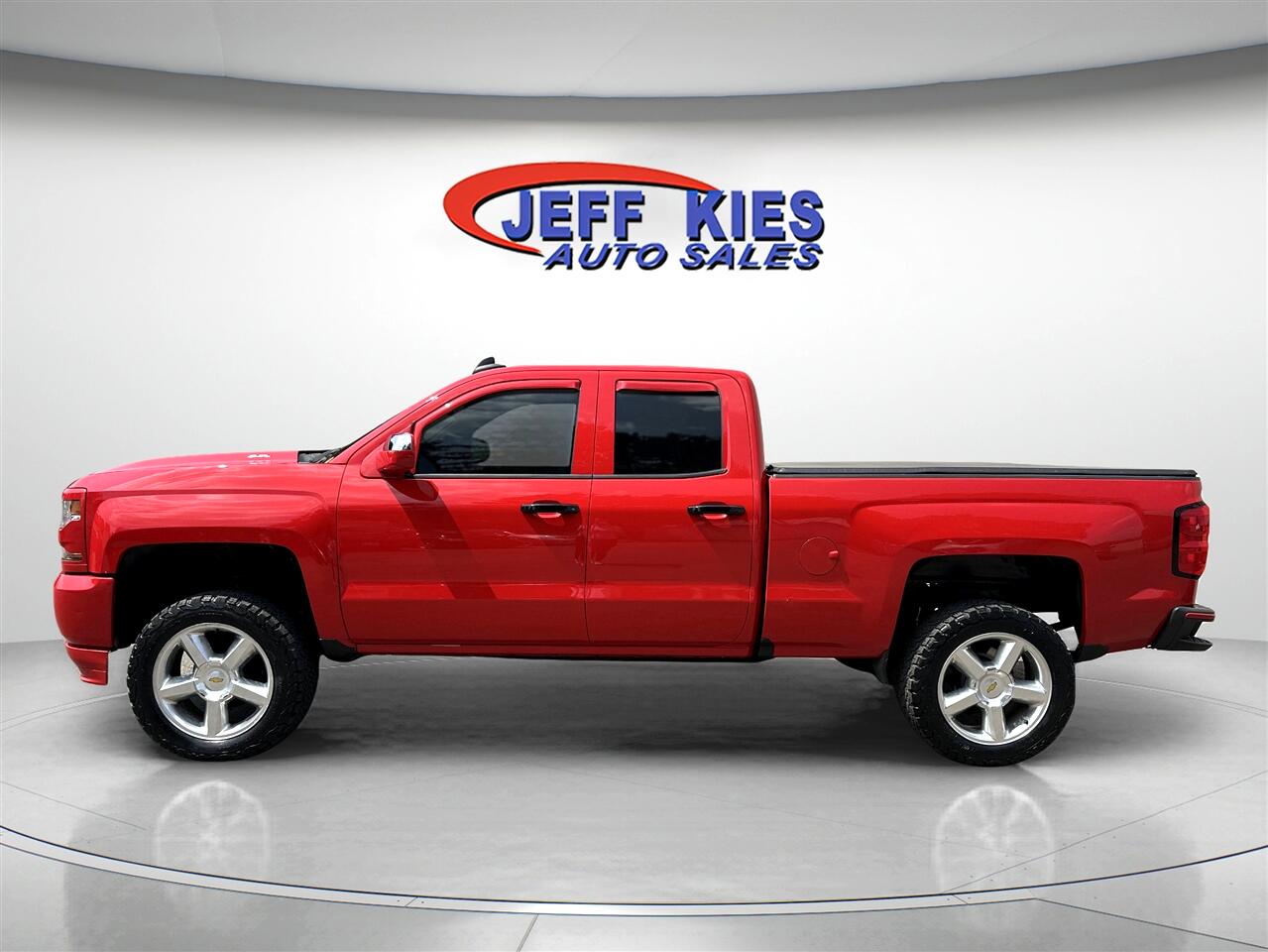 2019 Chevrolet Silverado 1500 Custom photo 4