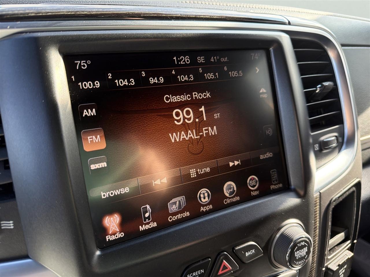 RAM 1500 4WD Crew Cab 149" Limited 2016