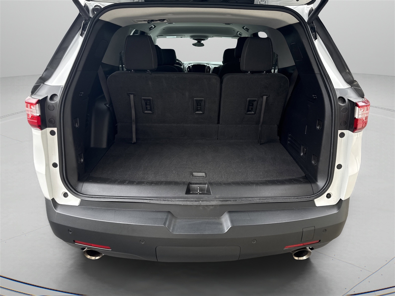 2021 Chevrolet Traverse Cloth 1LT photo 4