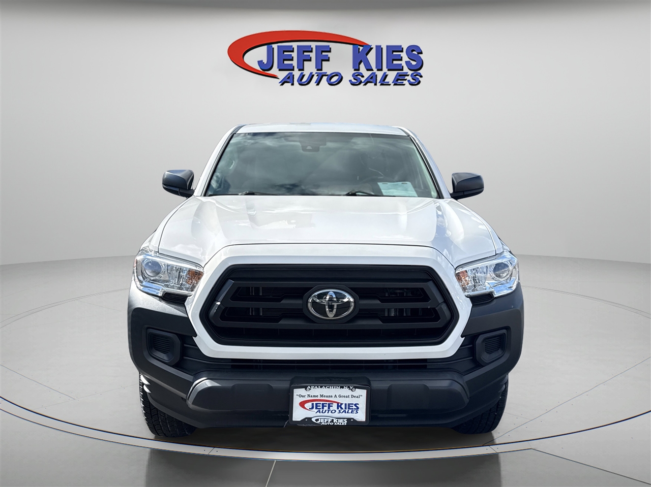 2022 Toyota Tacoma SR Access Cab photo 3