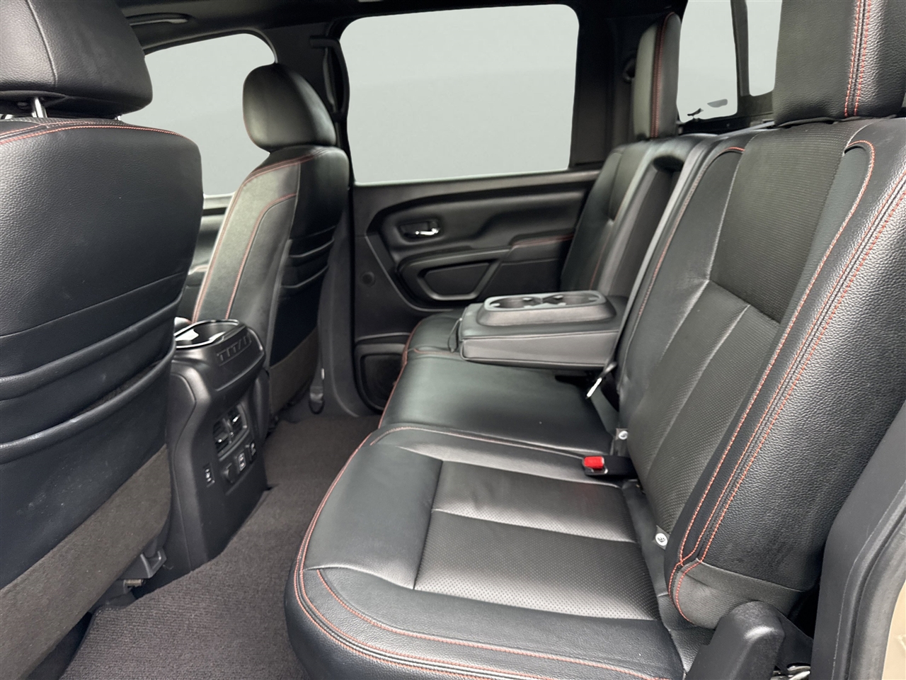 Nissan Titan 4x4 Crew Cab PRO-4X 2021 Nissan Titan 4x4 Crew Cab PRO-4X 2021