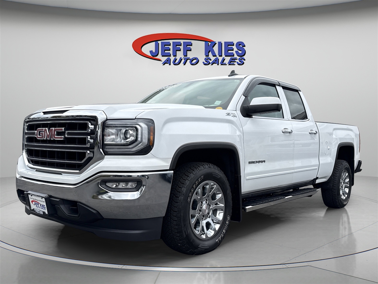 2018 GMC Sierra 1500 4WD Double Cab 143.5" SLE