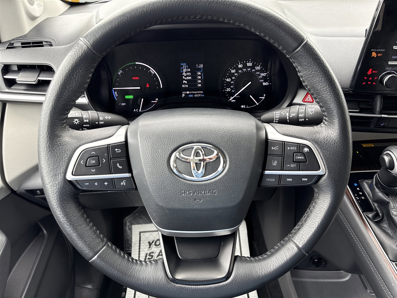 Toyota Sienna XLE FWD 8-Passenger (Natl) 2021 Toyota Sienna XLE FWD 8-Passenger (Natl) 2021
