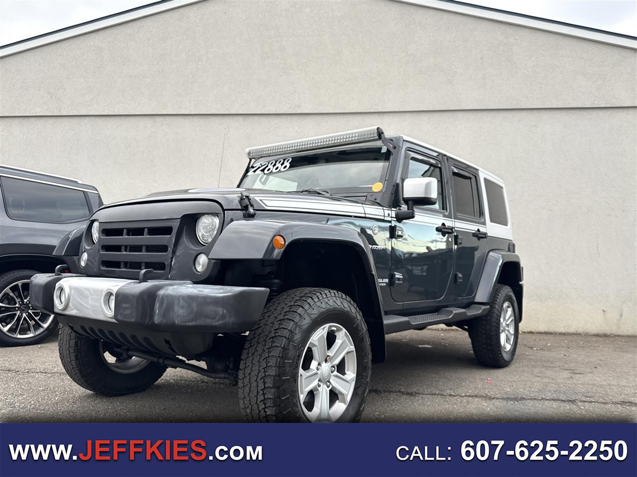 2017 Jeep Wrangler Unlimited 4WD 4dr Chief *Ltd Avail*