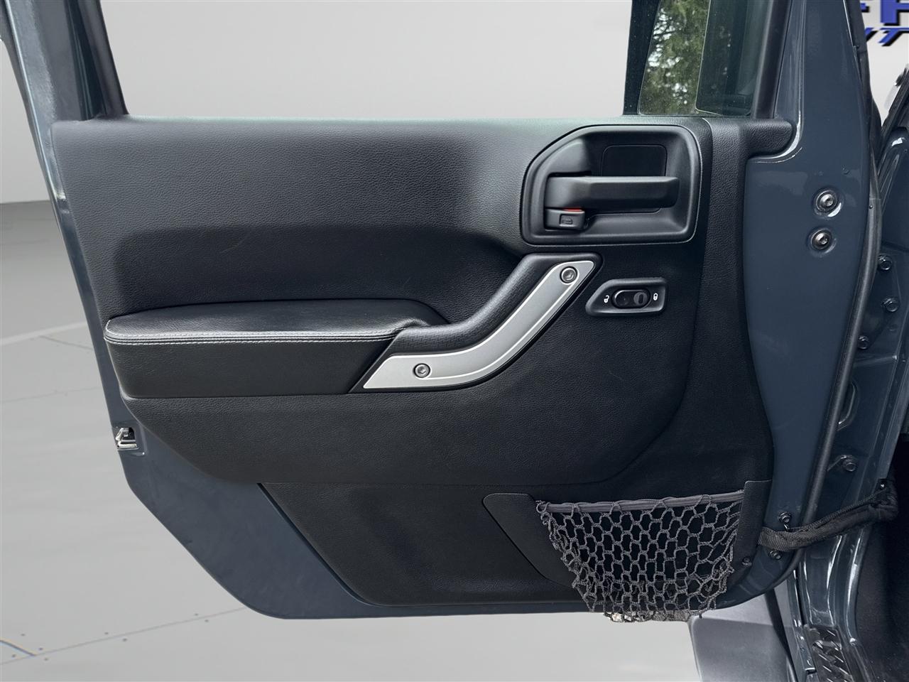 Jeep Wrangler Unlimited 4WD 4dr Chief *Ltd Avail* 2017