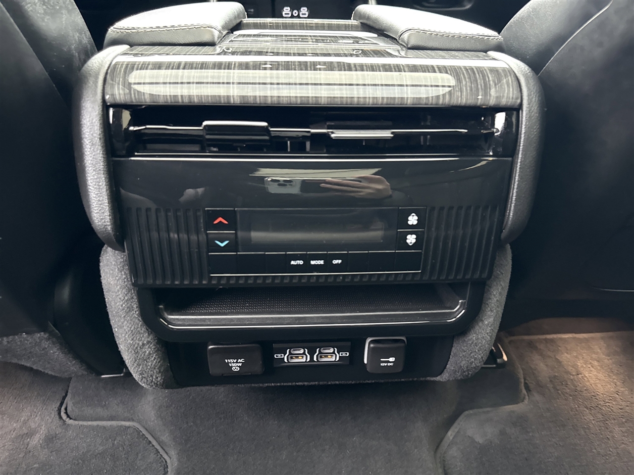 Jeep Wagoneer Series II 4x4 2022