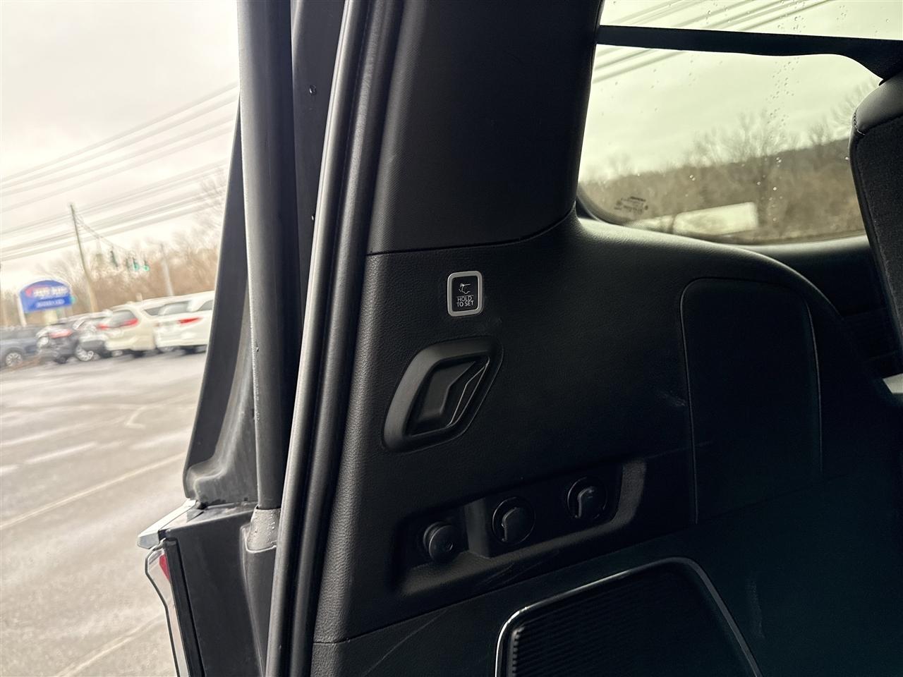 Jeep Wagoneer Series II 4x4 2022