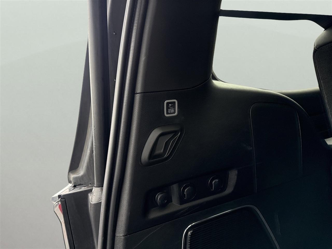 Jeep Wagoneer Series II 4x4 2022