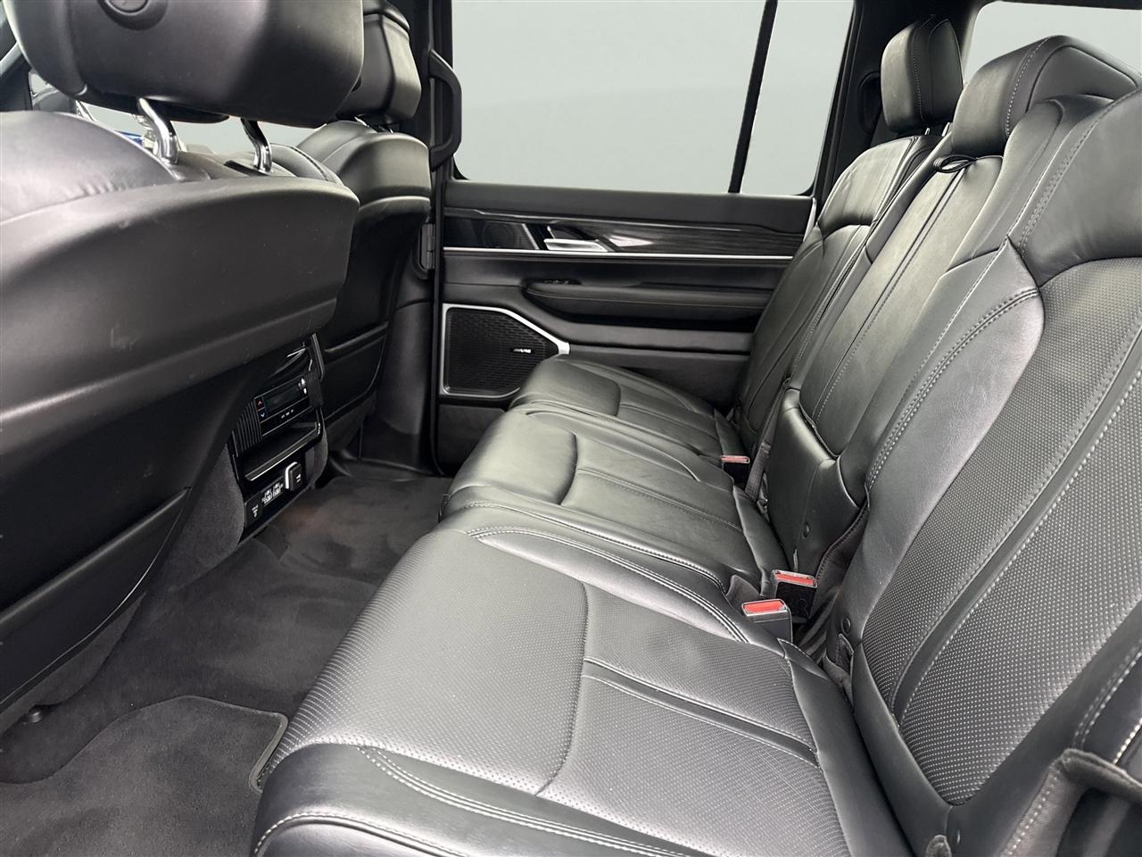 Jeep Wagoneer Series II 4x4 2022