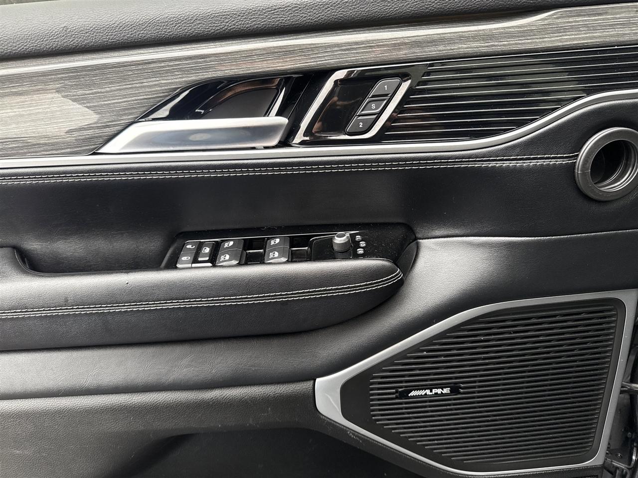 Jeep Wagoneer Series II 4x4 2022