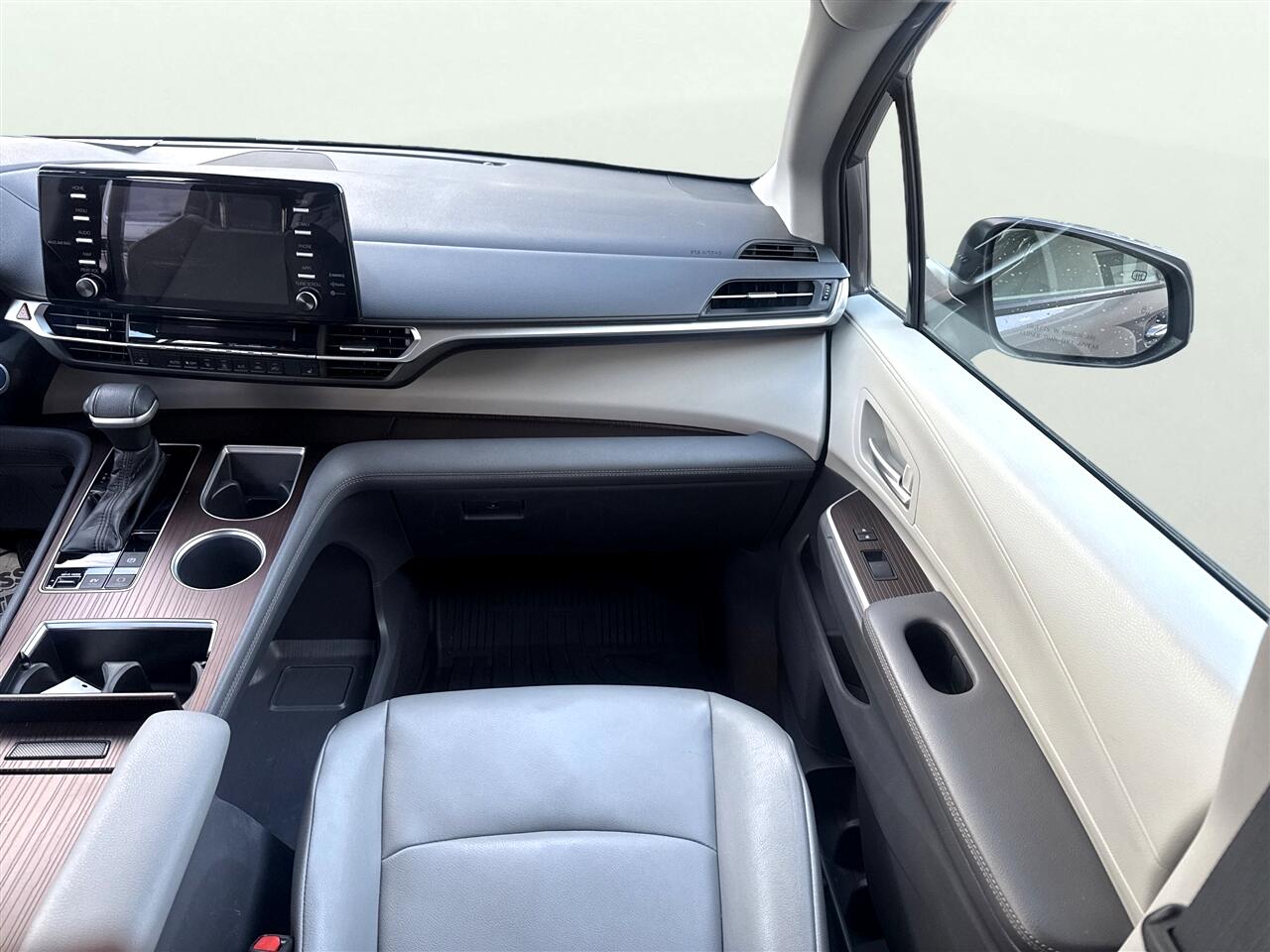 Toyota Sienna XLE AWD 7-Passenger (Natl) 2022