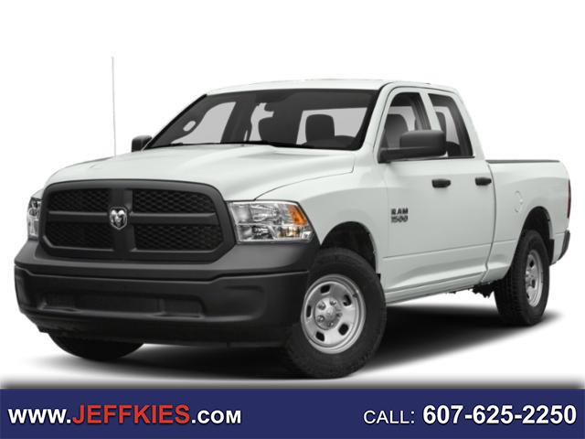 2018 RAM 1500 Express 4x4 Quad Cab 6'4" Box