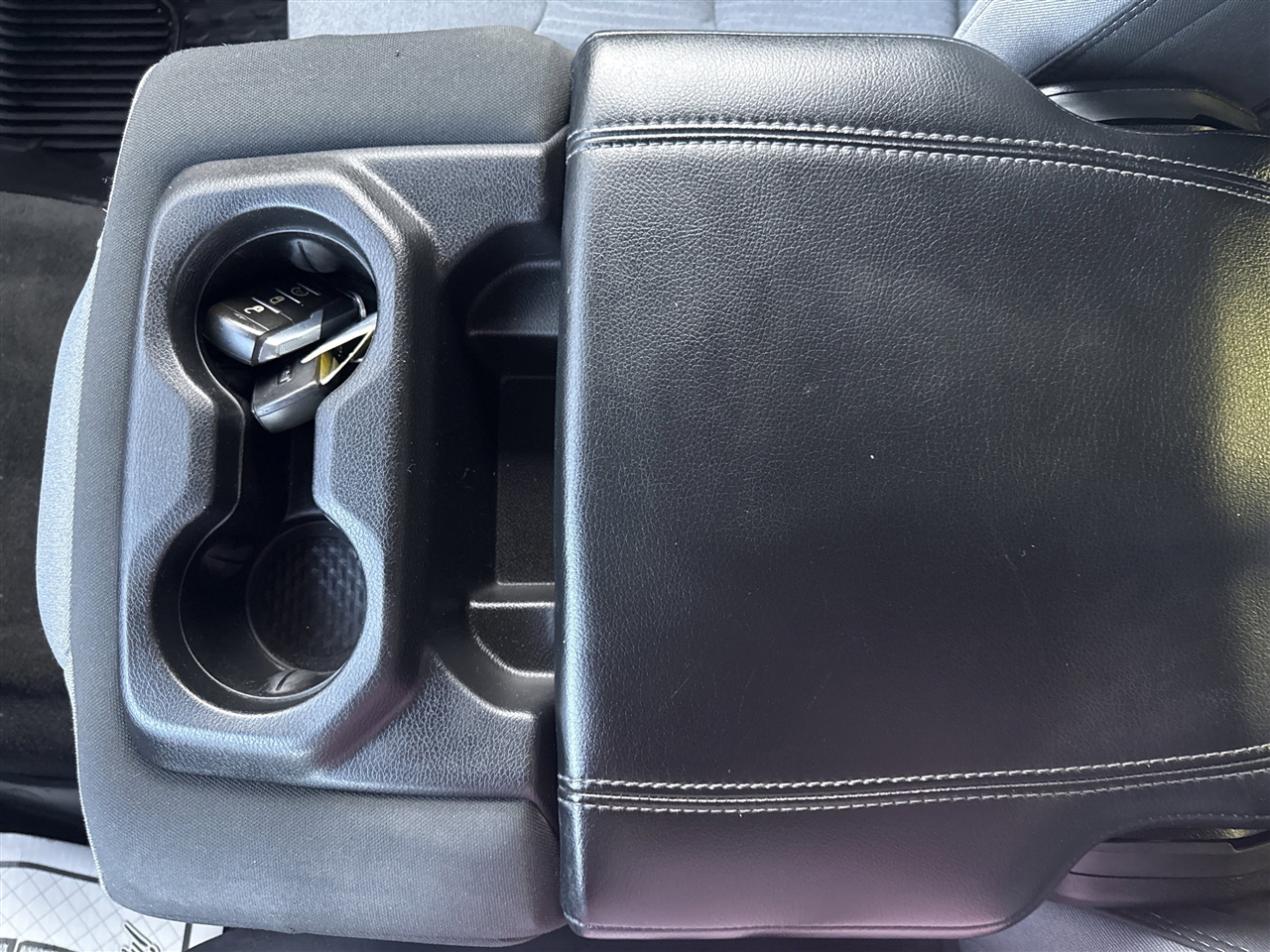 RAM 1500 Big Horn 4x4 Crew Cab 5'7" Box 2020