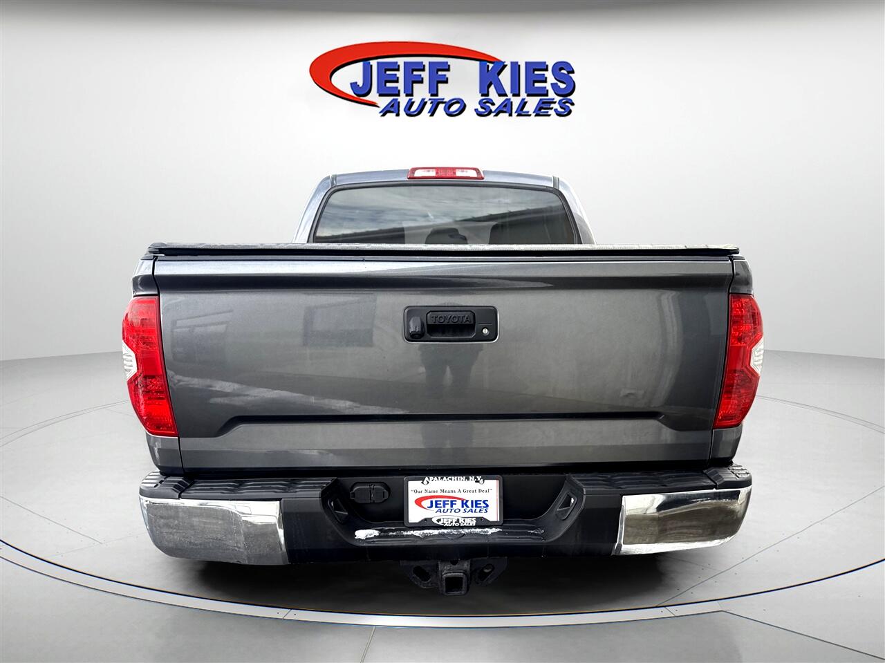 Toyota Tundra 4WD TRD Pro CrewMax 5.5' Bed 5.7L (Natl) 2017