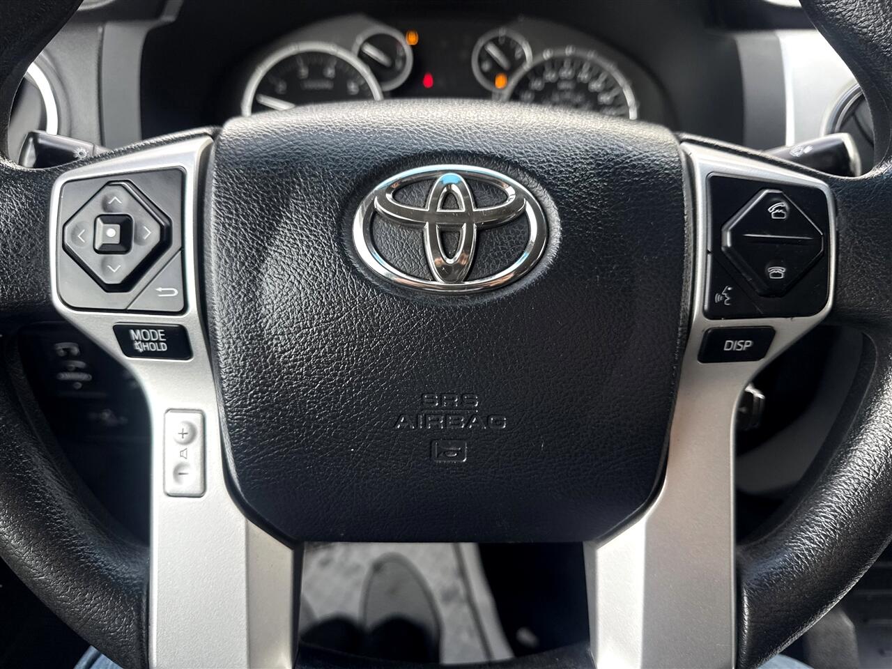 Toyota Tundra 4WD TRD Pro CrewMax 5.5' Bed 5.7L (Natl) 2017