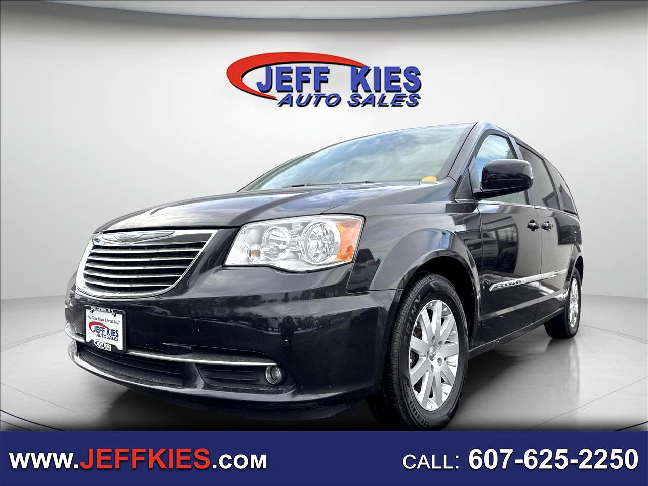 2016 Chrysler Town & Country 4dr Wgn Touring