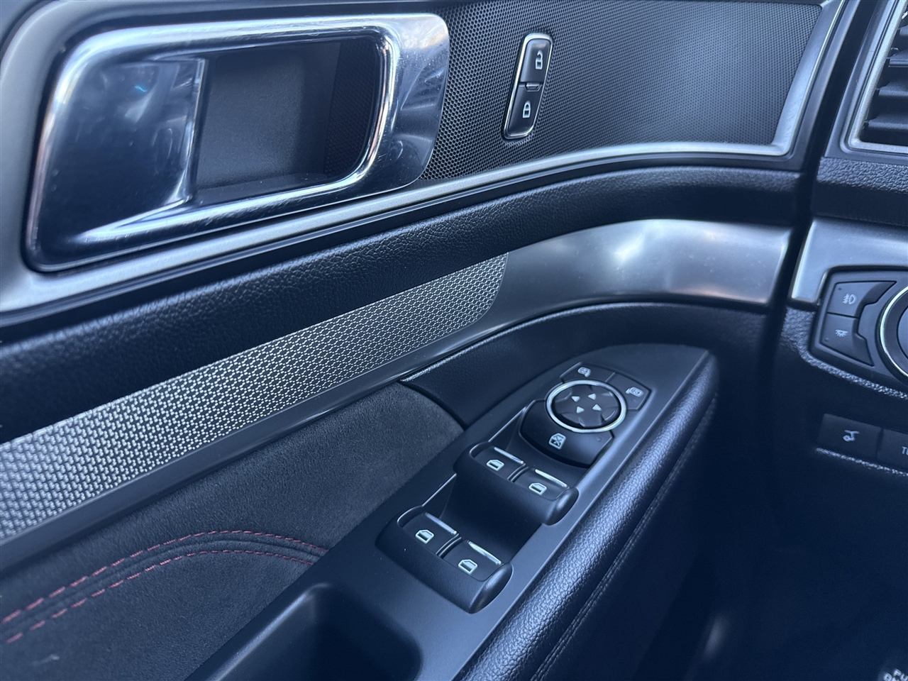 Ford Explorer XLT 4WD 2019