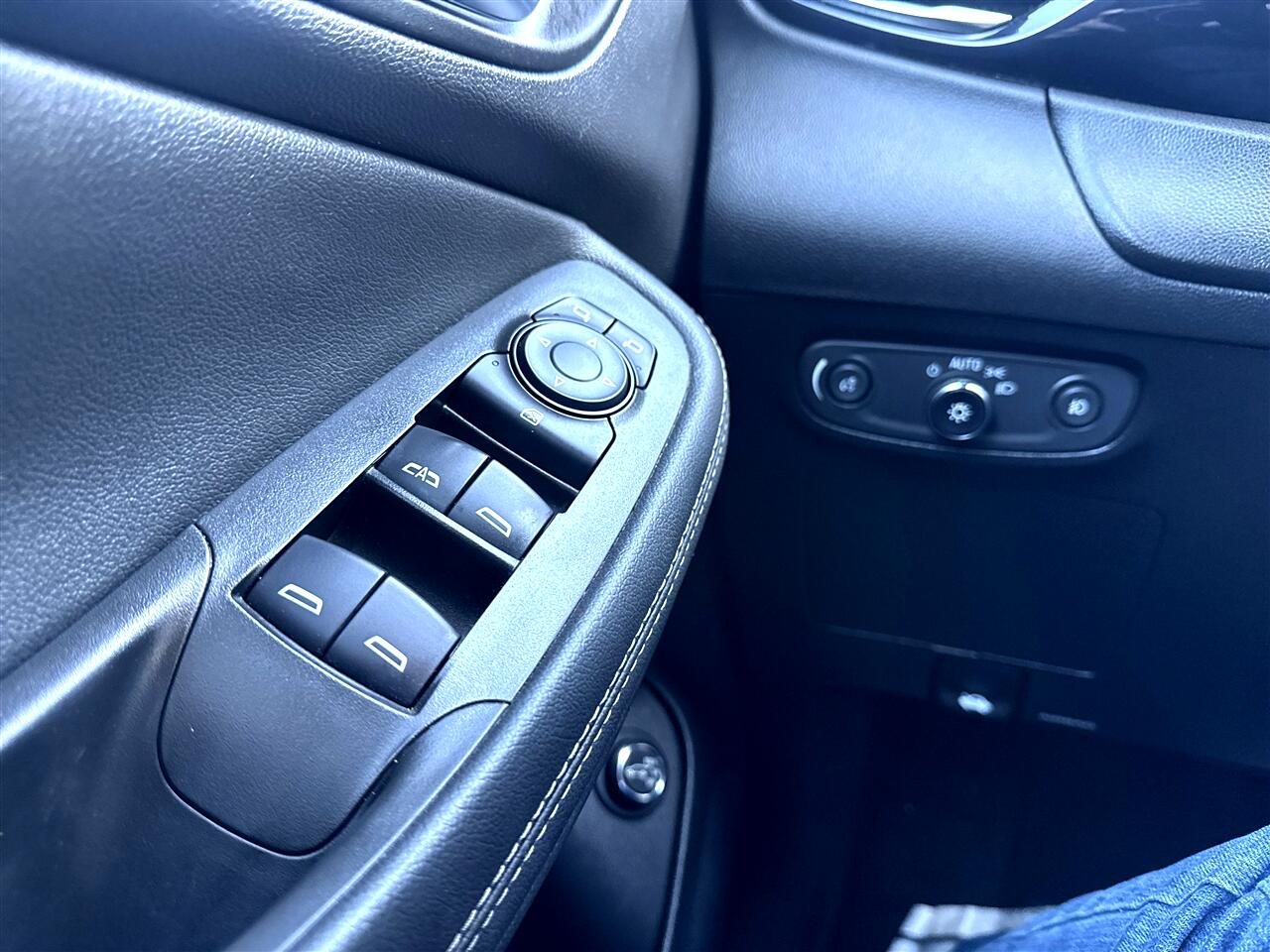 Buick Encore GX FWD 4dr Select 2023