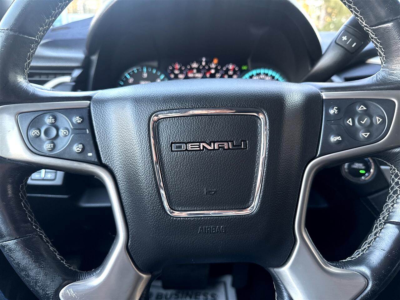 GMC Yukon XL 4WD 4dr Denali 2018