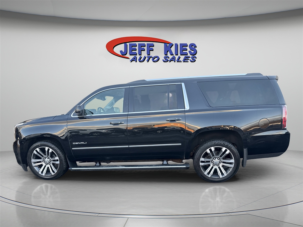 GMC Yukon XL 4WD 4dr Denali 2018