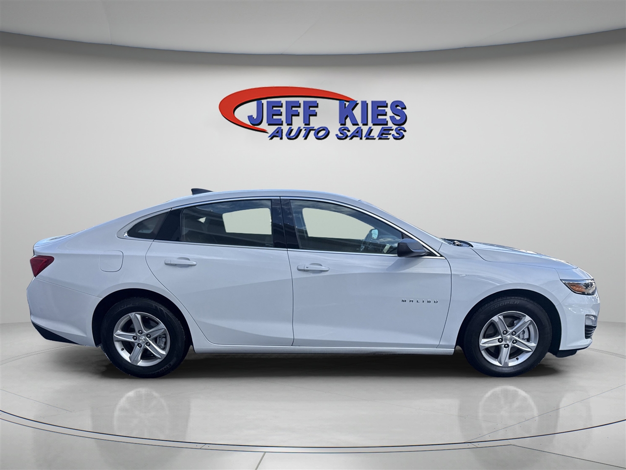 Chevrolet Malibu 4dr Sdn LS w/1LS 2021