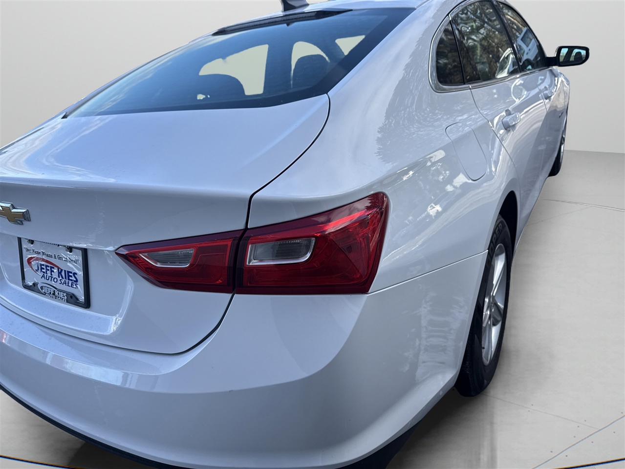 Chevrolet Malibu 4dr Sdn LS w/1LS 2021