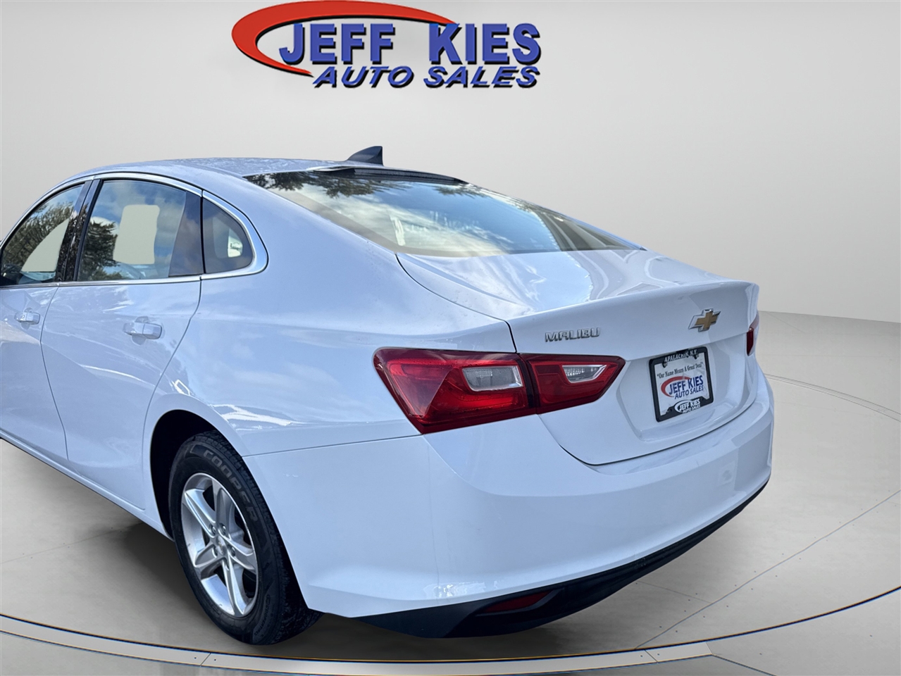 Chevrolet Malibu 4dr Sdn LS w/1LS 2021
