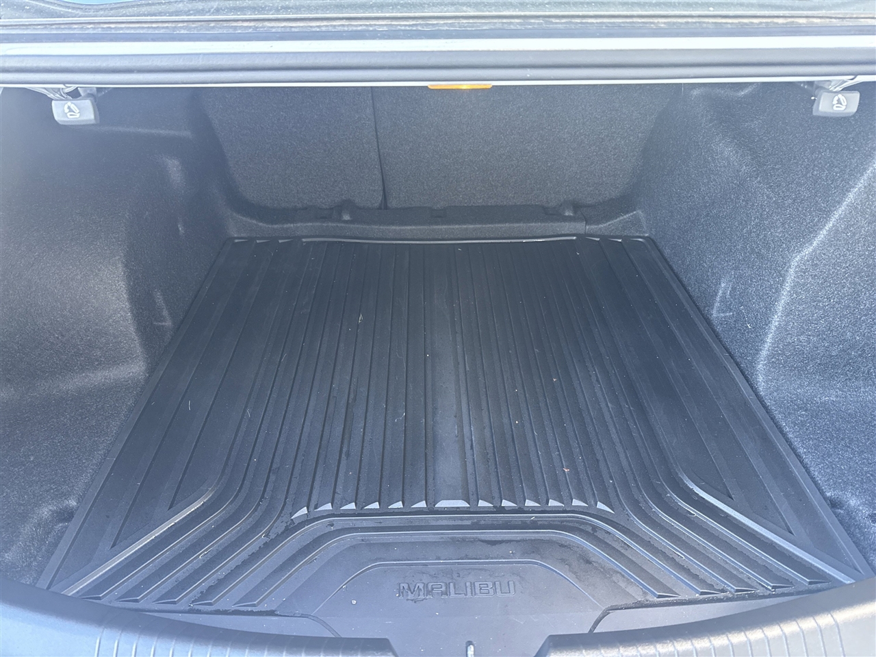 Chevrolet Malibu 4dr Sdn LS w/1LS 2021