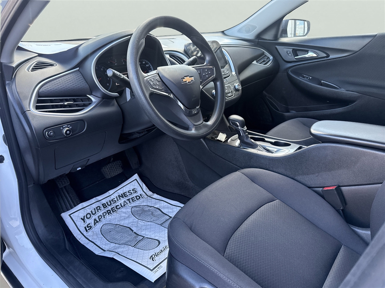 Chevrolet Malibu 4dr Sdn LS w/1LS 2021