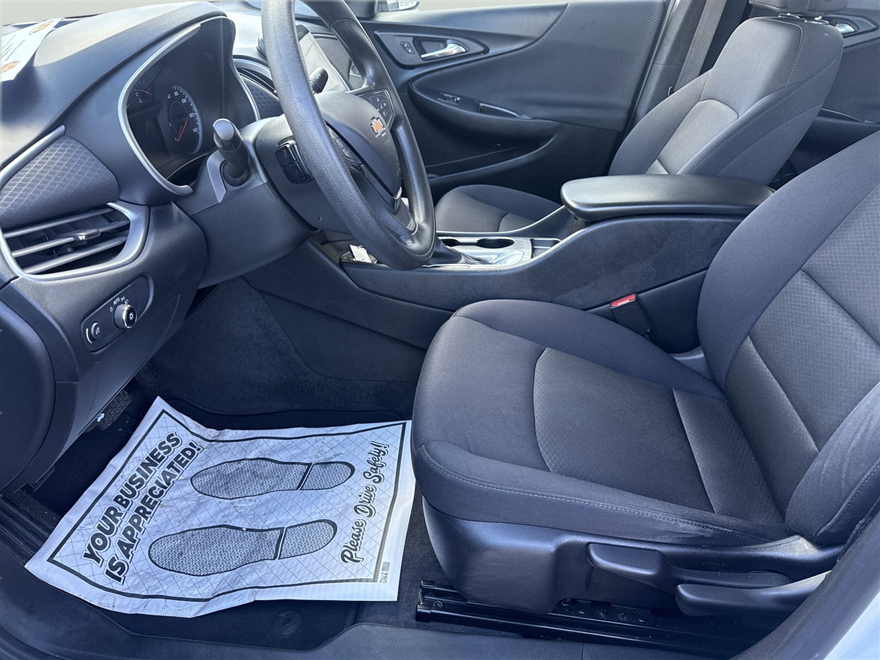 Chevrolet Malibu 4dr Sdn LS w/1LS 2021