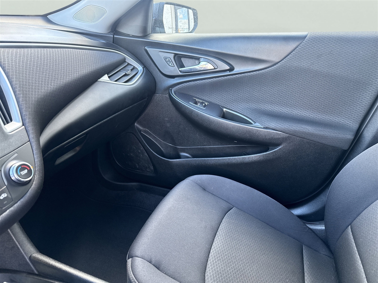 Chevrolet Malibu 4dr Sdn LS w/1LS 2021