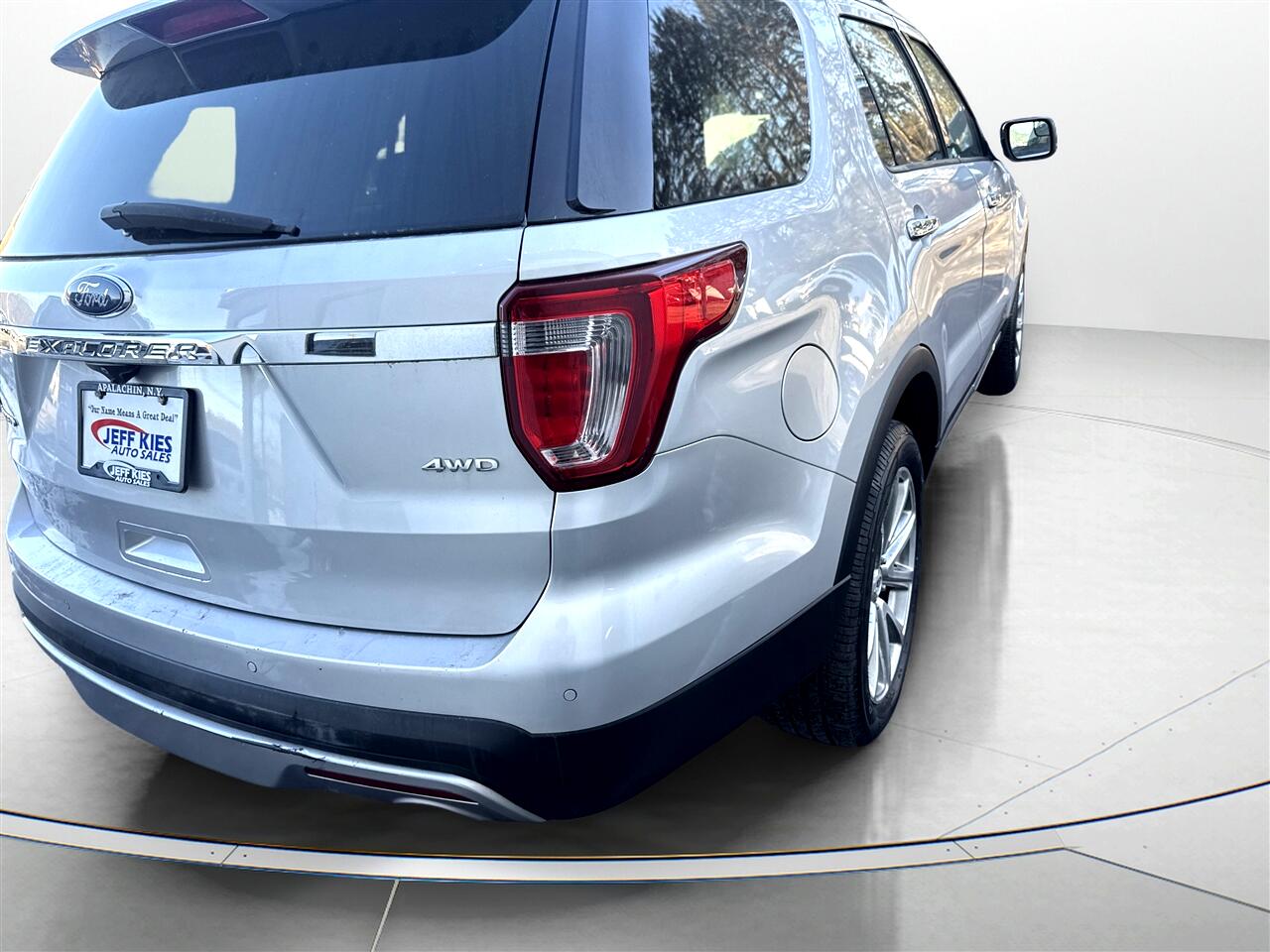 Ford Explorer Limited 4WD 2017