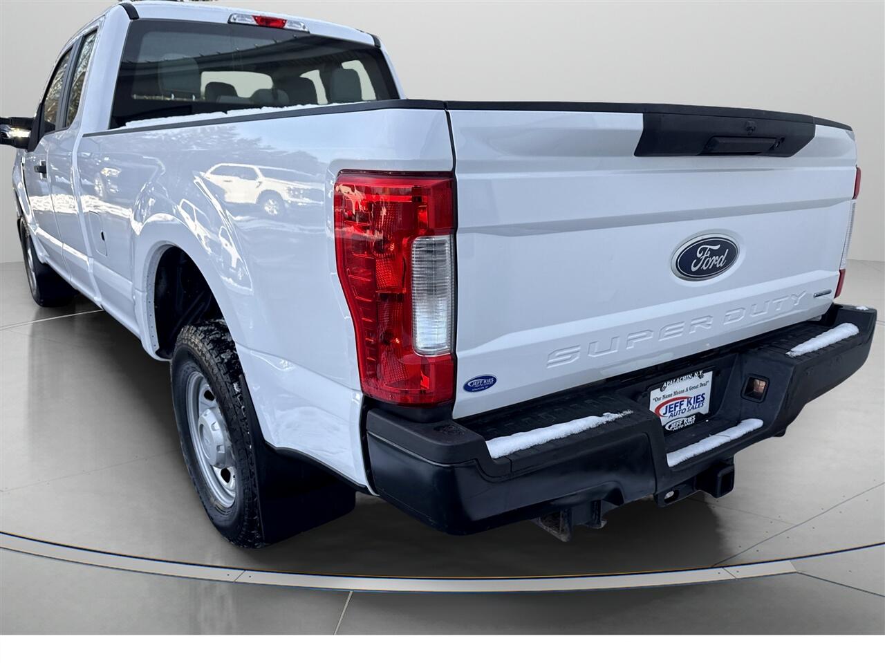 Ford Super Duty F-250 SRW Lariat 2WD SuperCab 8' Box 2019