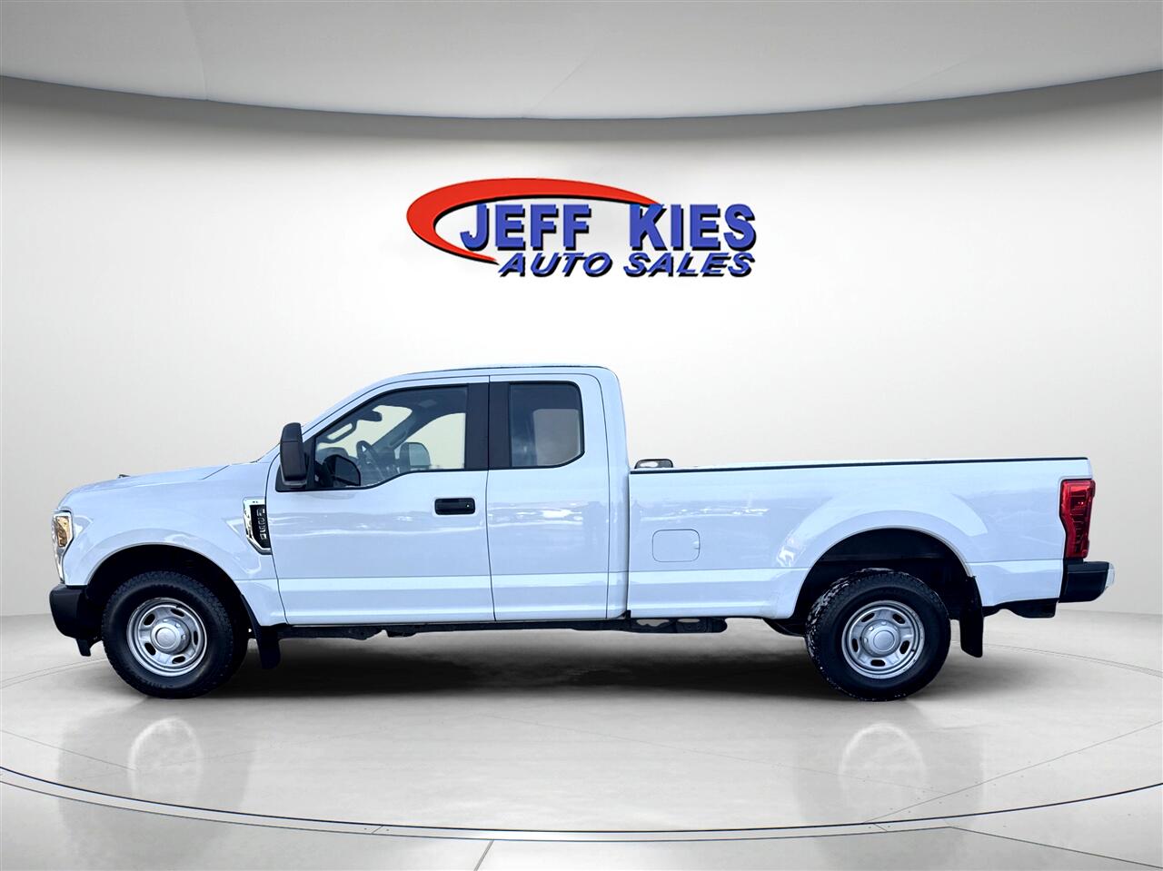 Ford Super Duty F-250 SRW Lariat 2WD SuperCab 8' Box 2019