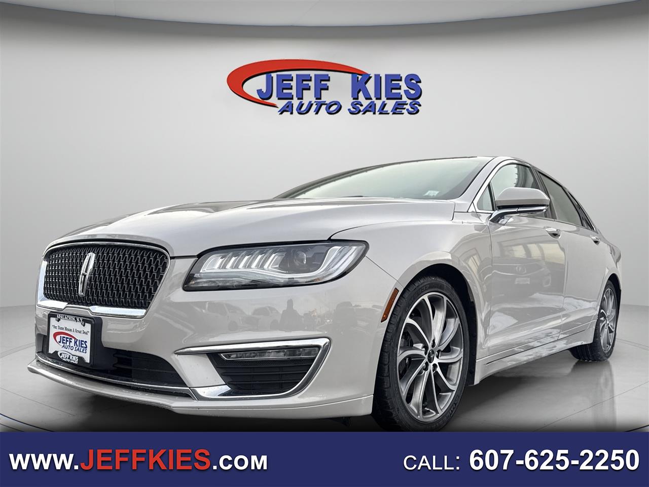 2019 Lincoln MKZ Reserve I's photo