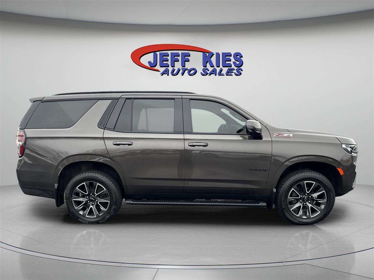 Chevrolet Tahoe 4WD 4dr Z71 2021