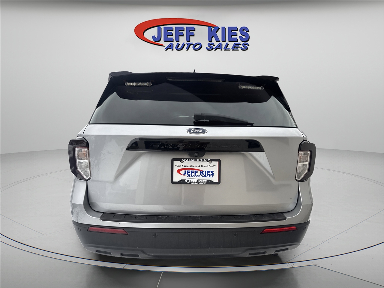 Ford Explorer XLT 4WD 2021