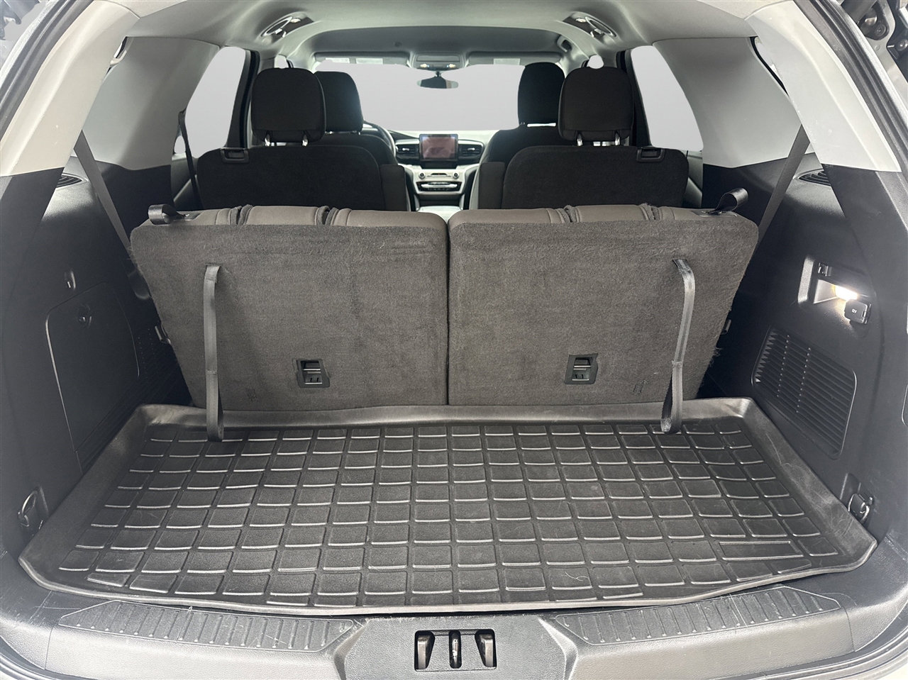 Ford Explorer XLT 4WD 2021