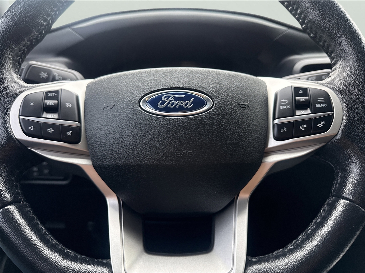 Ford Explorer XLT 4WD 2021