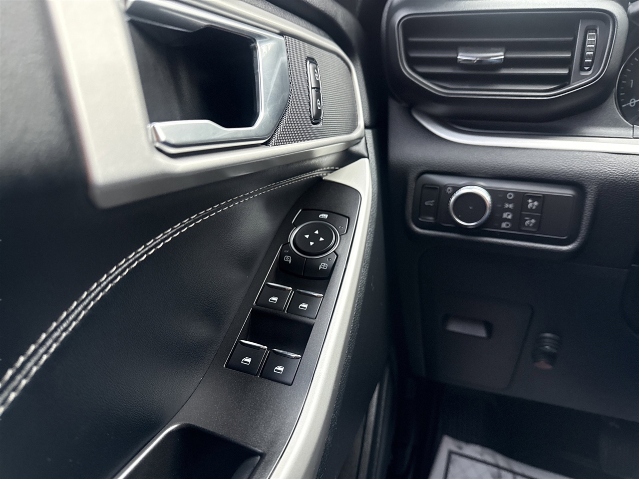 Ford Explorer XLT 4WD 2021