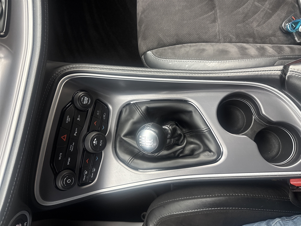 Dodge Challenger R/T RWD 2022