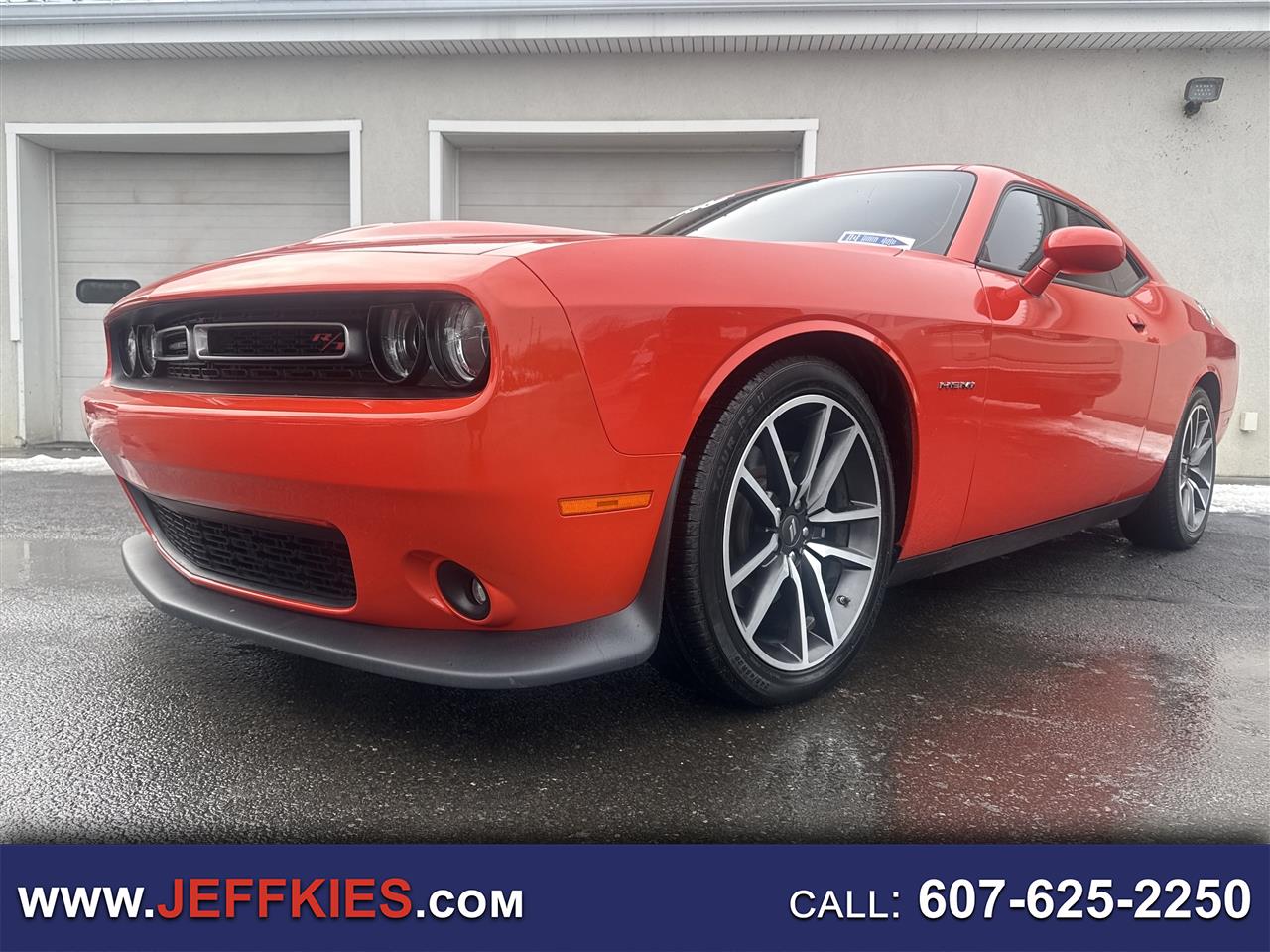 Dodge Challenger R/T RWD 2022