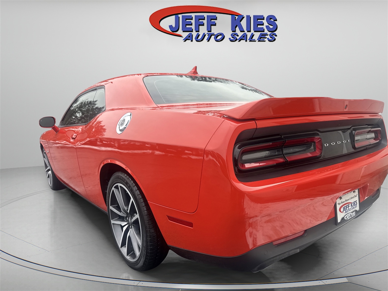 Dodge Challenger R/T RWD 2022